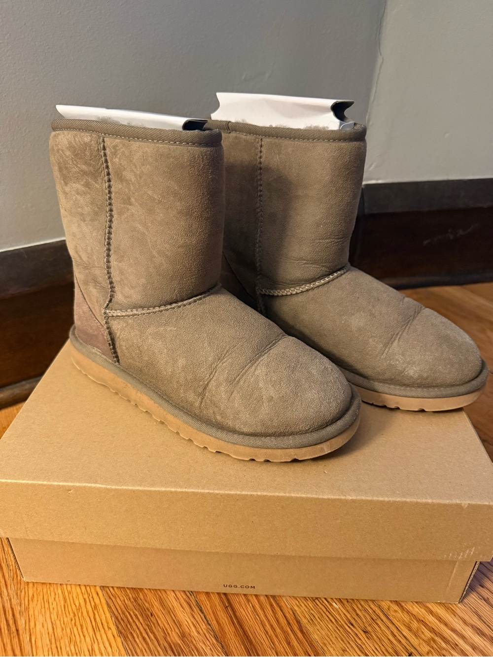 UGG Classic Short Shearling Boots - Taupe Brown